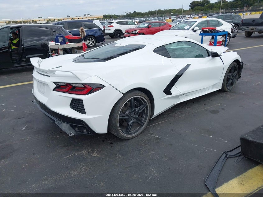2025 Chevrolet Corvette Stingray Rwd 2Lt