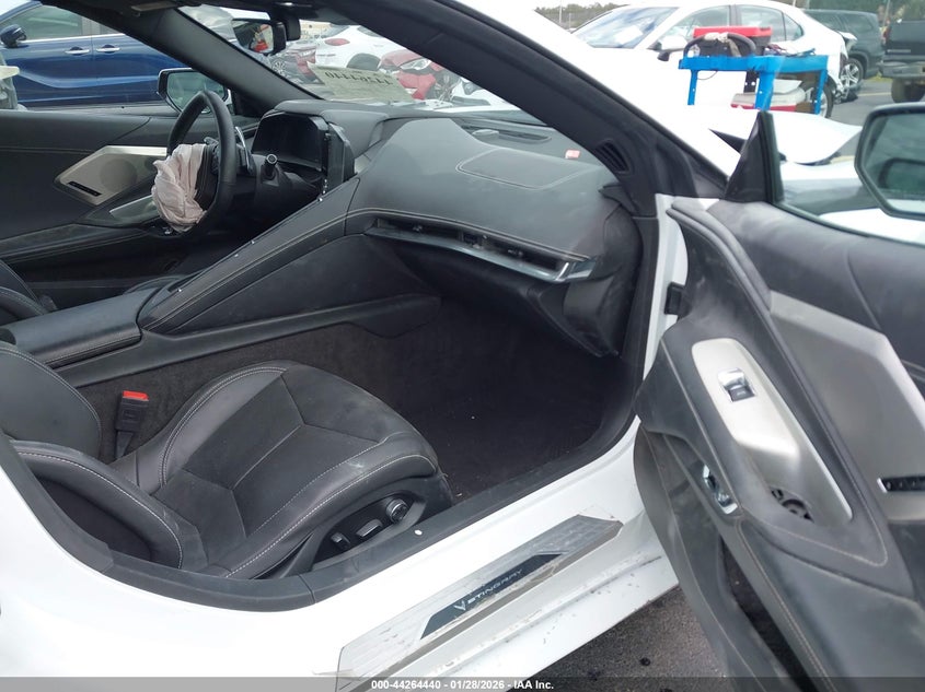 2025 Chevrolet Corvette Stingray Rwd 2Lt