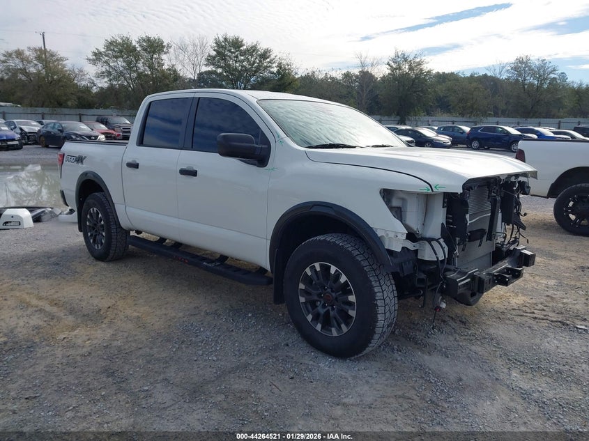 2024 Nissan Titan Pro-4X 4X4