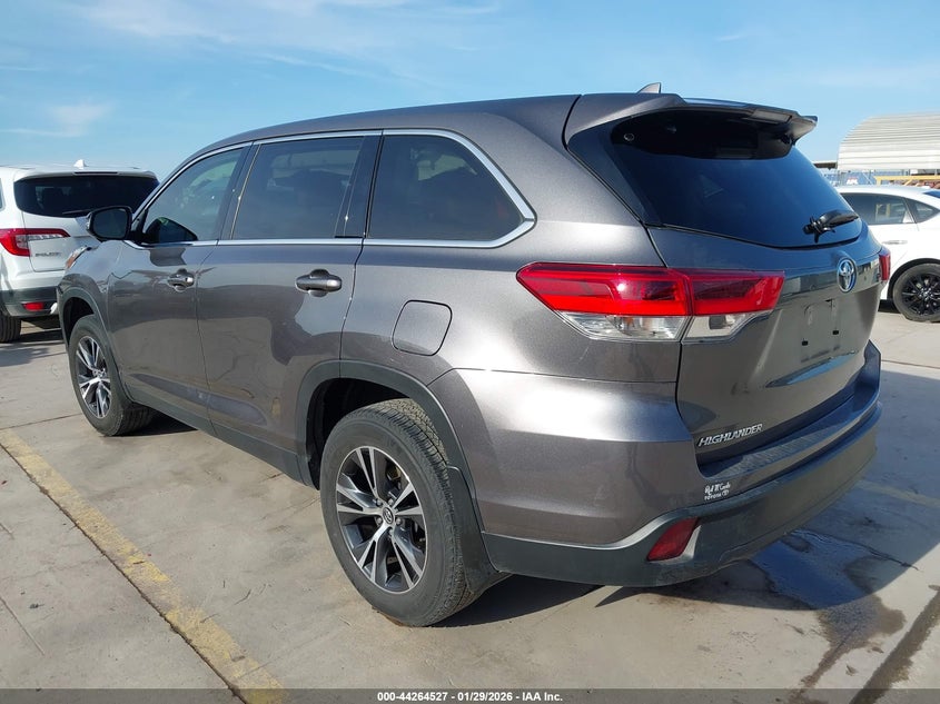 2019 Toyota Highlander Le Plus