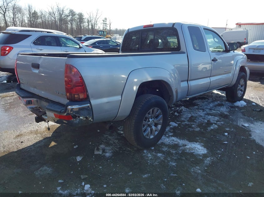 2005 Toyota Tacoma Base V6