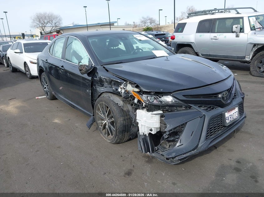 2024 Toyota Camry Se