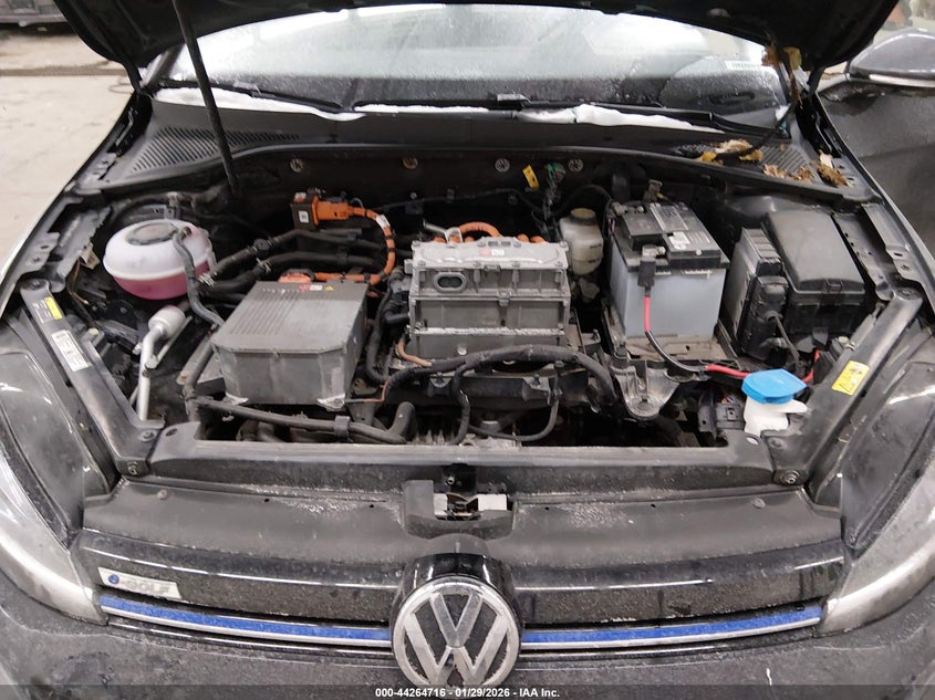 2019 Volkswagen E-Golf Se VIN: WVWKR7AU4KW908041 Lot: 44264716