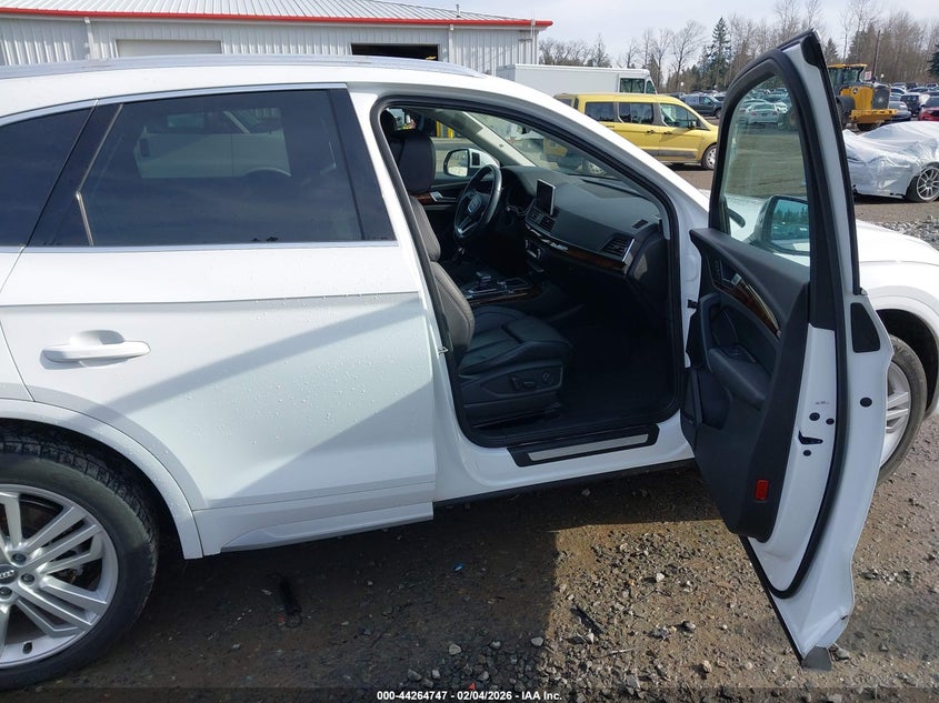 2018 Audi Q5 2.0T Premium/2.0T Tech Premium