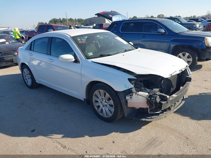 2014 Chrysler 200 Lx