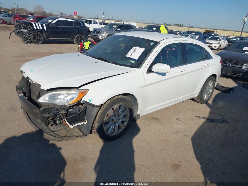 2014 Chrysler 200 Lx