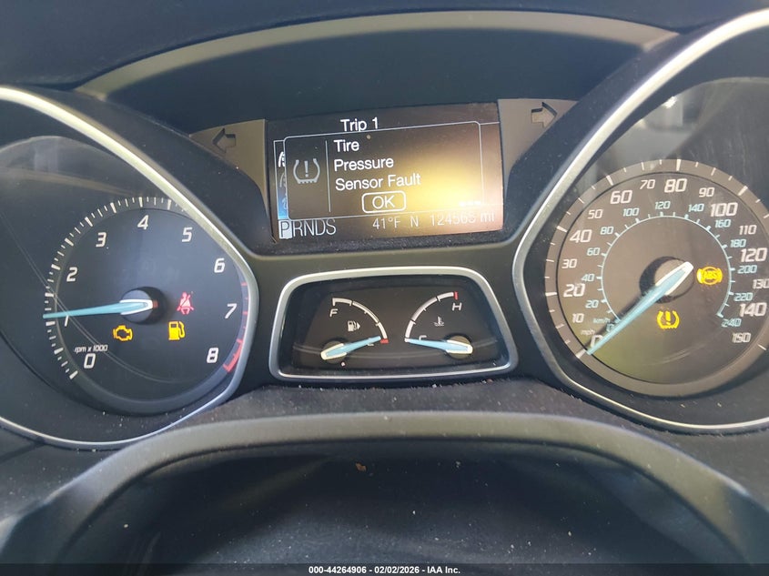 1FAHP3M2XCL378248 2012 Ford Focus 2.0 Sel blue