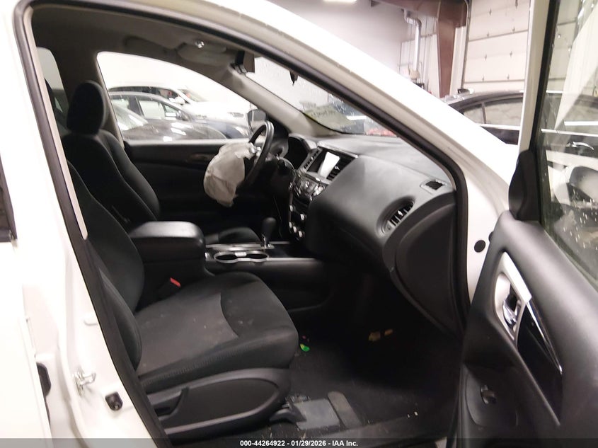 2020 Nissan Pathfinder S 2Wd