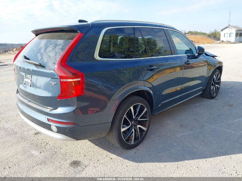 2022 Volvo Xc90 T6 Momentum 7 Passenger
