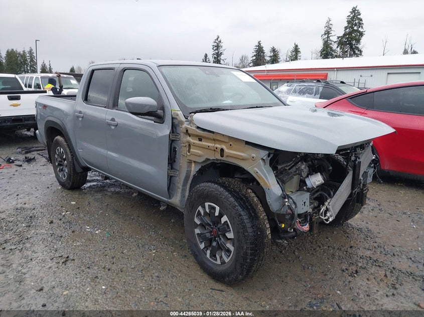 2024 Nissan Frontier Pro-4X 4X4