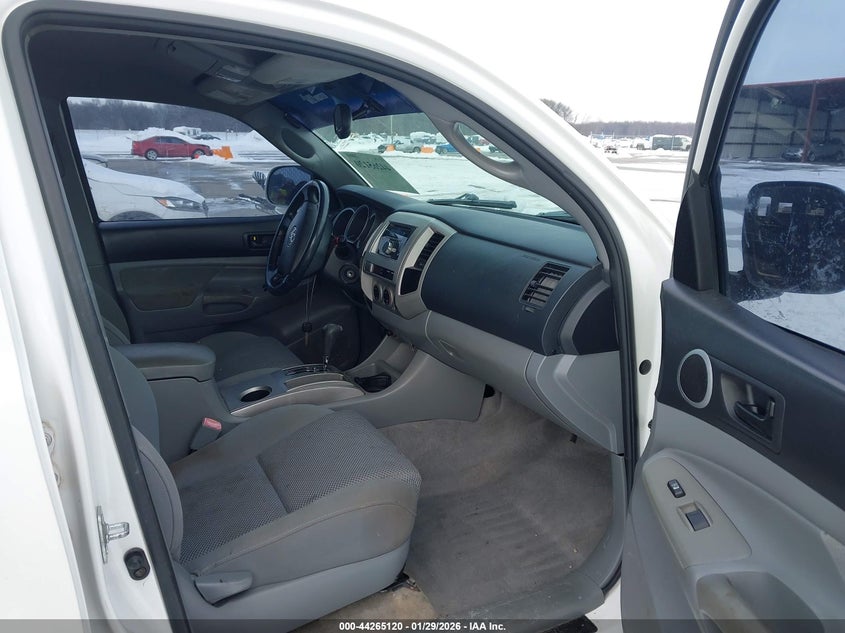 2006 Toyota Tacoma Base V6