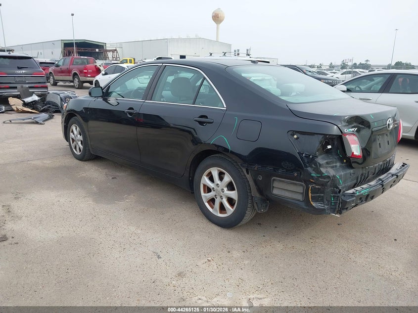 2011 Toyota Camry Le