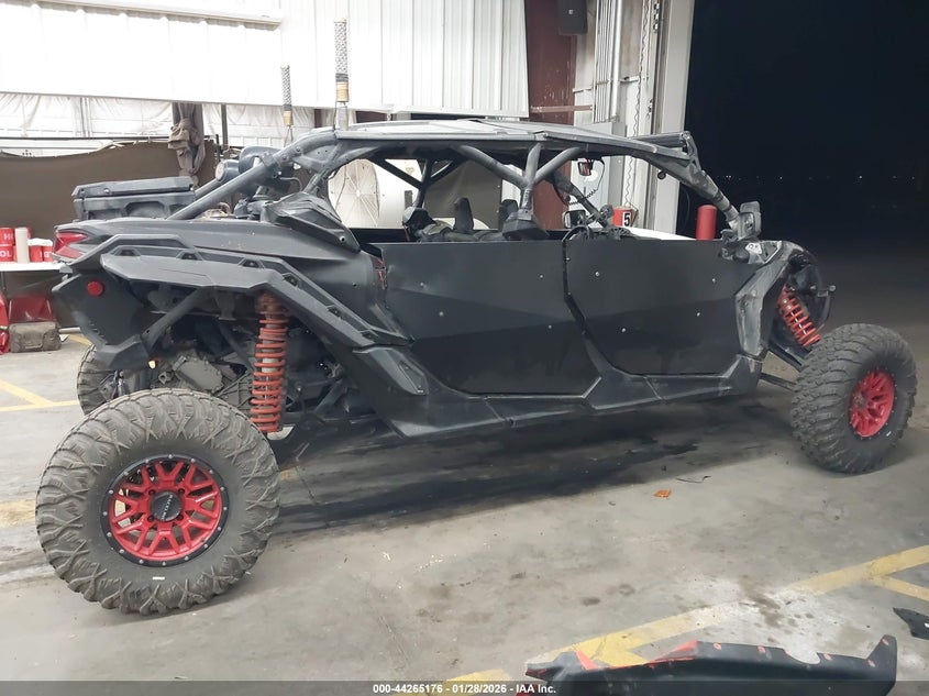 VIN 3JBVKAW42LK000209 2020 CAN-AM MAVERICK X3 MAX RS TURBO R