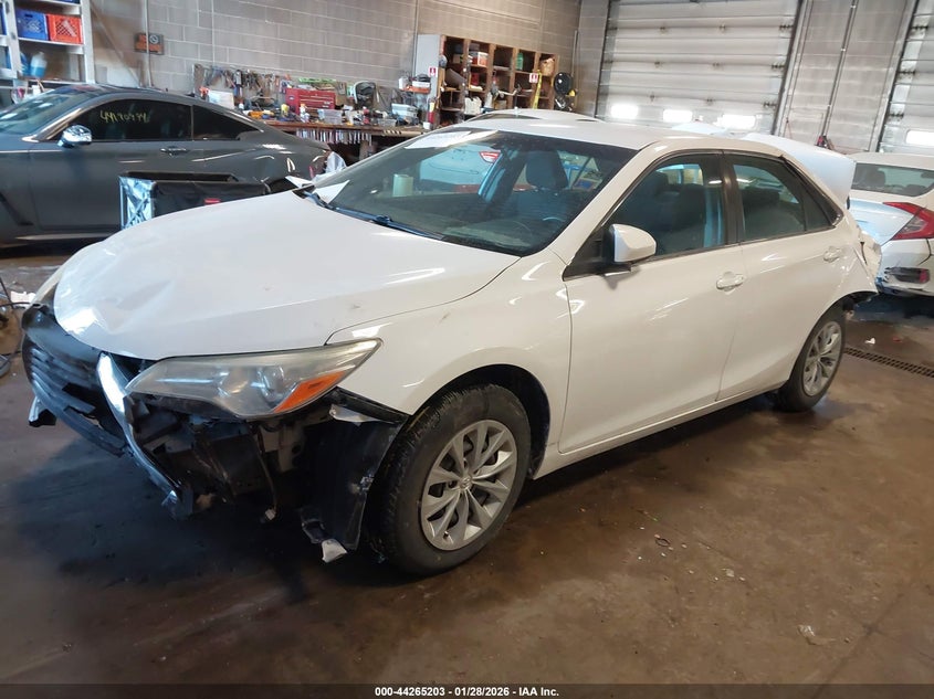 2016 Toyota Camry Le