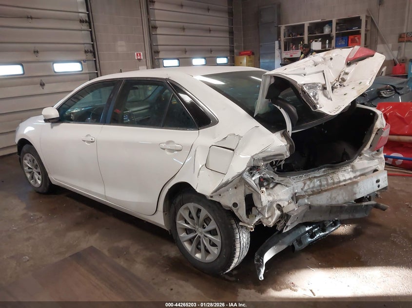 2016 Toyota Camry Le