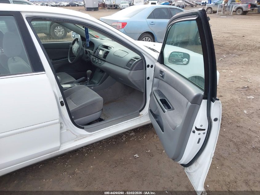 2005 Toyota Camry Le
