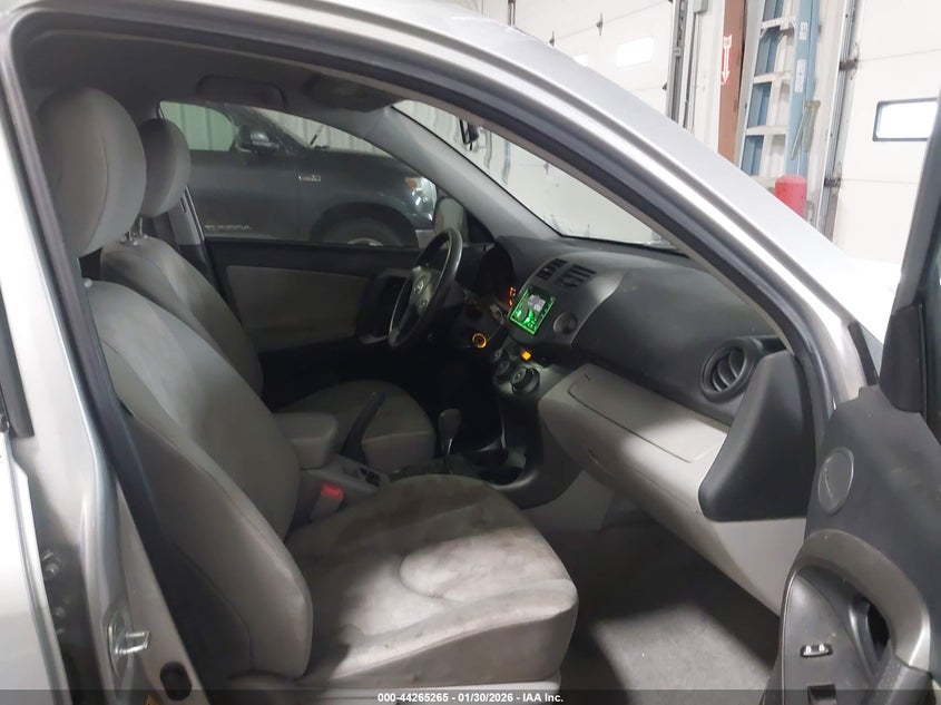 2009 Toyota Rav4 Base V6