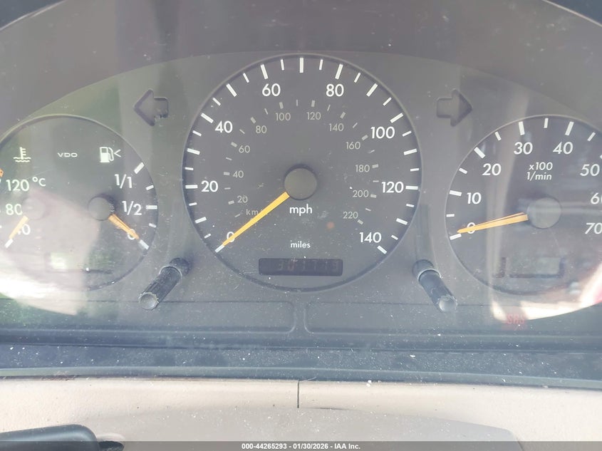 2000 Mercedes-Benz Ml 320 VIN: 4JGAB54E9YA157030 Lot: 44265293