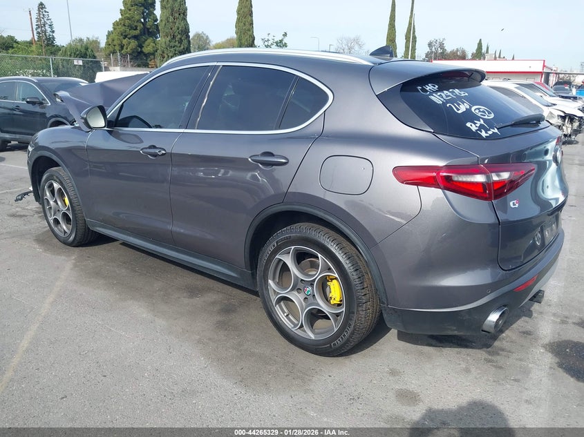 2019 Alfa Romeo Stelvio Awd