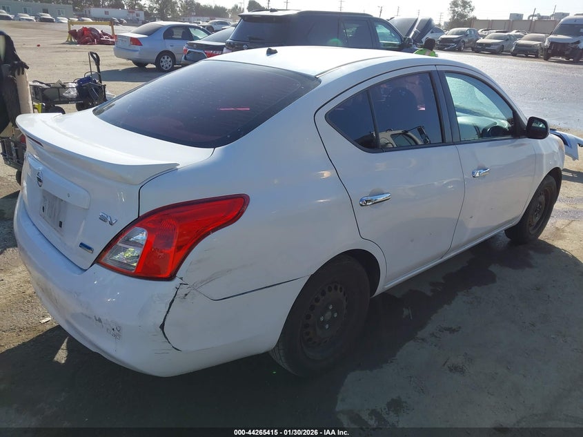 2014 Nissan Versa 1.6 Sv