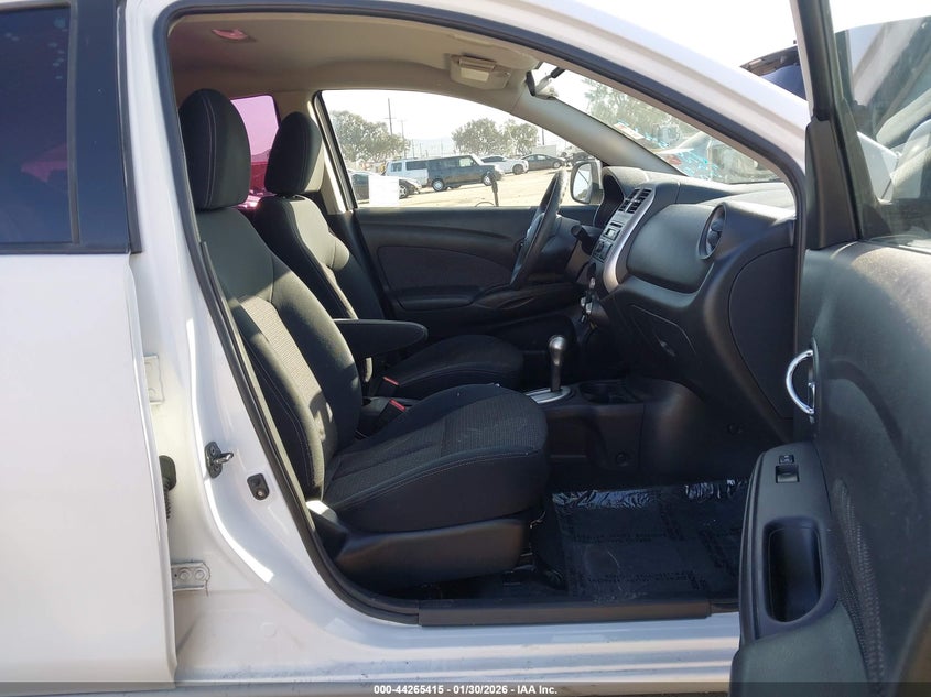 2014 Nissan Versa 1.6 Sv