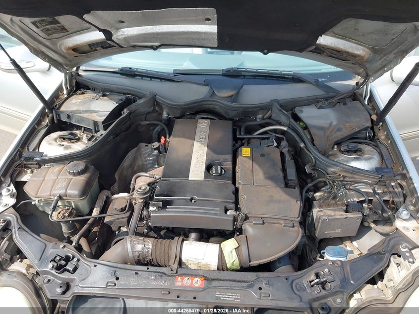 2005 Mercedes-Benz C 230 Kompressor Sport VIN: WDBRF40J65F717107 Lot: 44265479