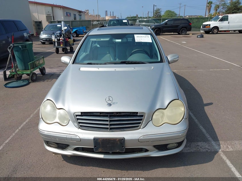 2005 Mercedes-Benz C 230 Kompressor Sport VIN: WDBRF40J65F717107 Lot: 44265479