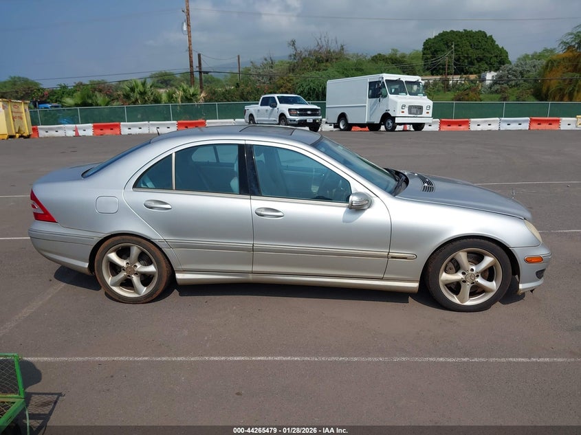 2005 Mercedes-Benz C 230 Kompressor Sport VIN: WDBRF40J65F717107 Lot: 44265479