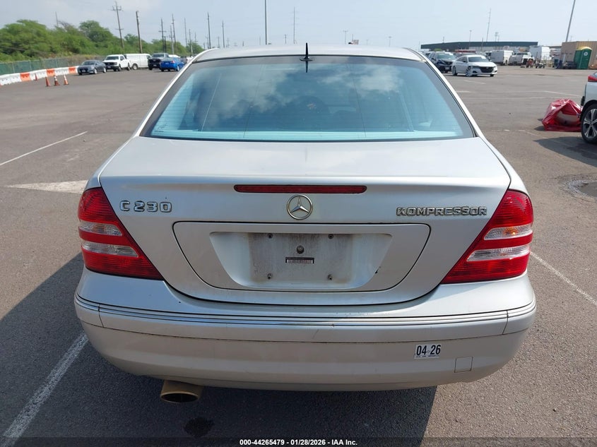 2005 Mercedes-Benz C 230 Kompressor Sport VIN: WDBRF40J65F717107 Lot: 44265479