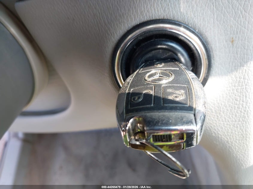 2005 Mercedes-Benz C 230 Kompressor Sport VIN: WDBRF40J65F717107 Lot: 44265479