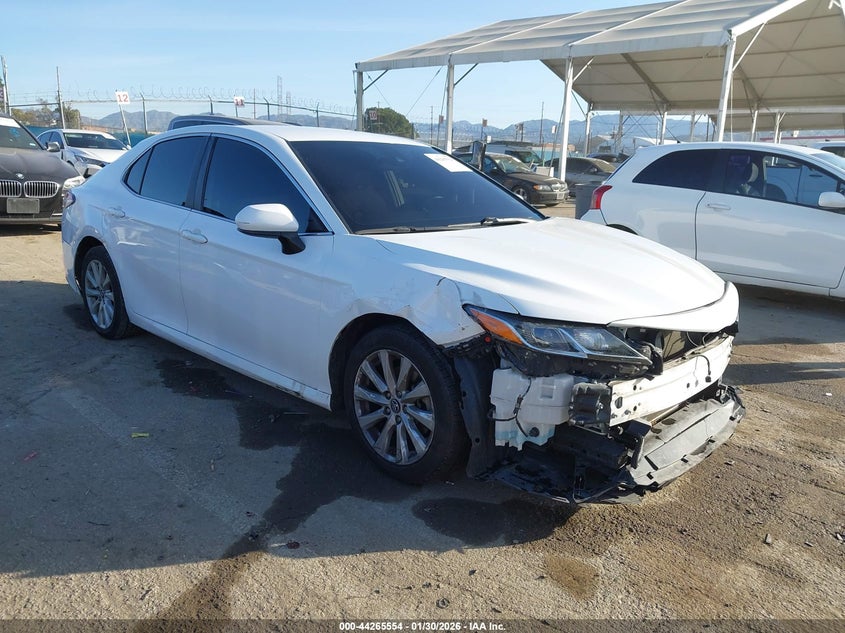 4T1B11HK9KU287637 2019 Toyota Camry Le auction photo 1