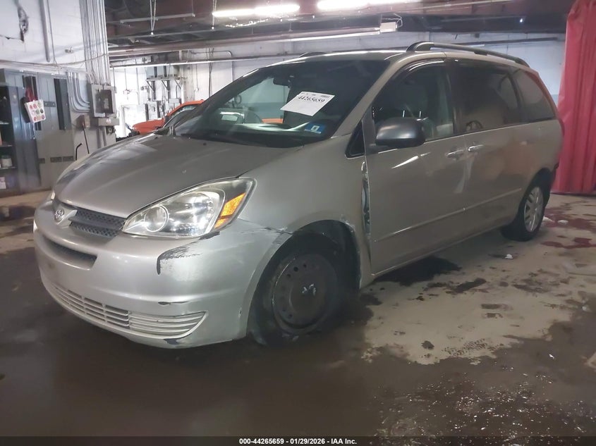 2005 Toyota Sienna Le