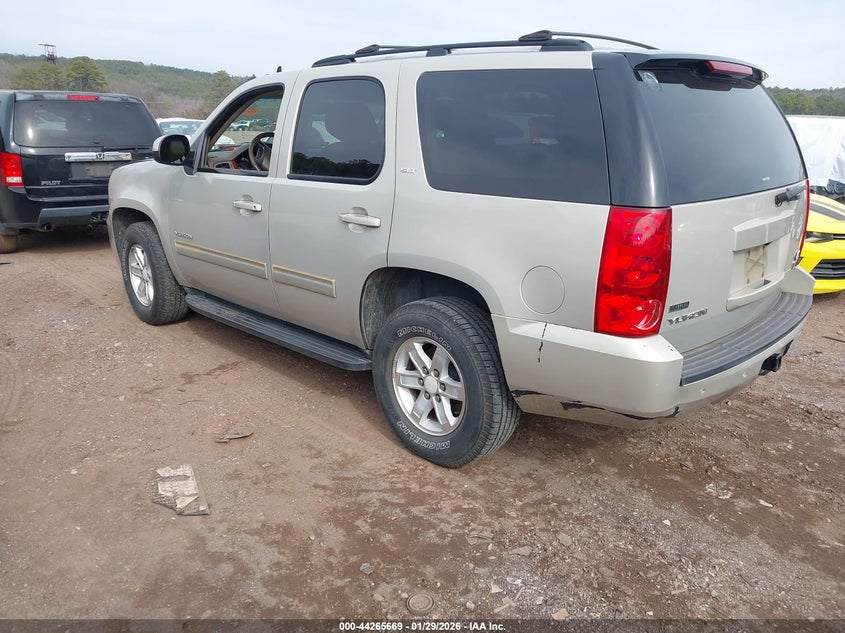 2011 GMC Yukon Slt