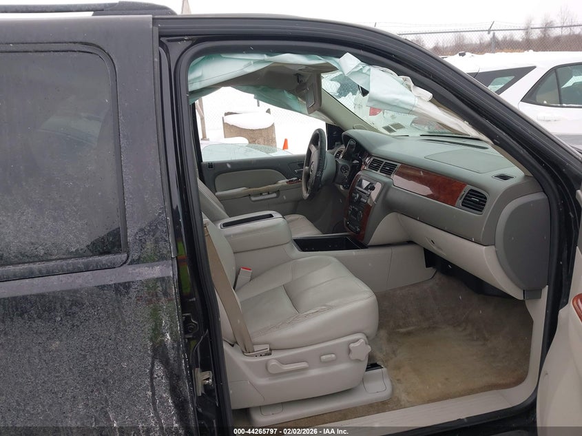 2014 Chevrolet Suburban 1500 Lt