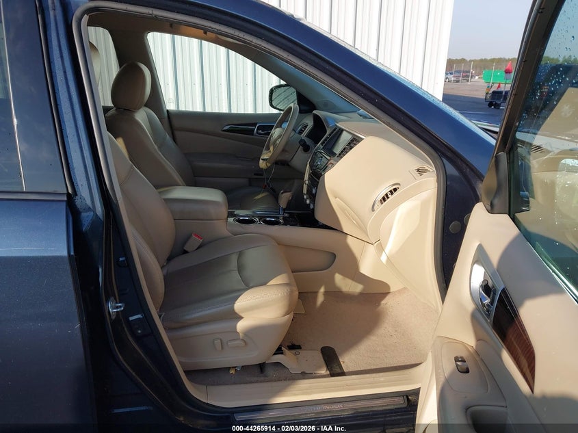 2015 Nissan Pathfinder Sl