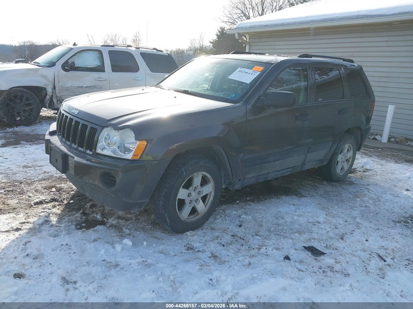 2005 Jeep Grand Cherokee Laredo