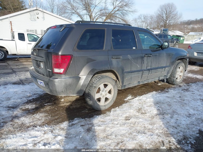 2005 Jeep Grand Cherokee Laredo