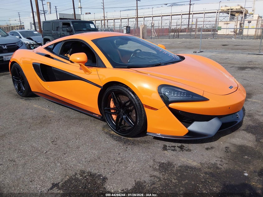 SBM13DAA0GW000430 MCLAREN 570S Photo 1