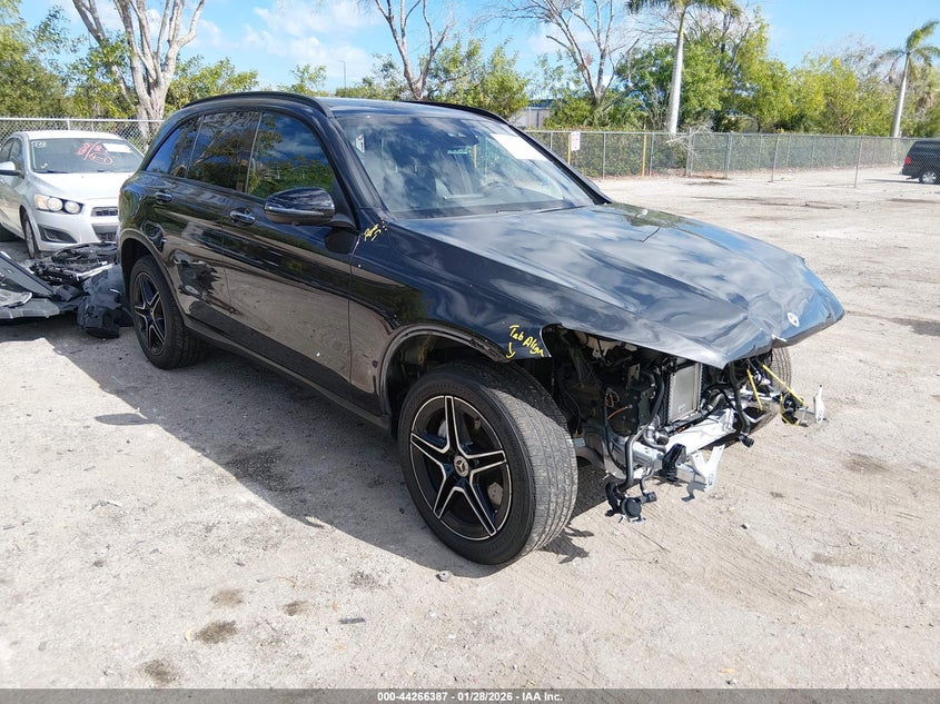 2022 Mercedes-Benz Glc 300 Suv