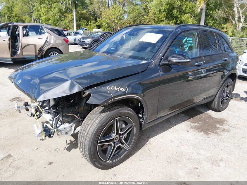 2022 Mercedes-Benz Glc 300 Suv