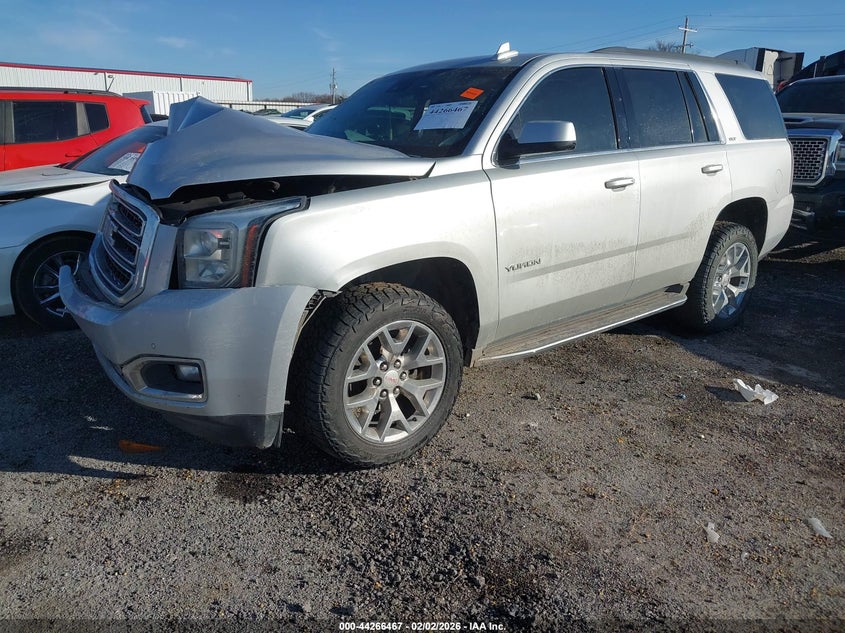 2016 GMC YUKON auction photo 2