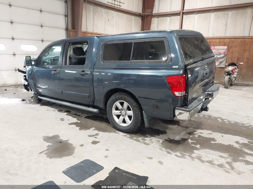 2014 Nissan Titan Sv