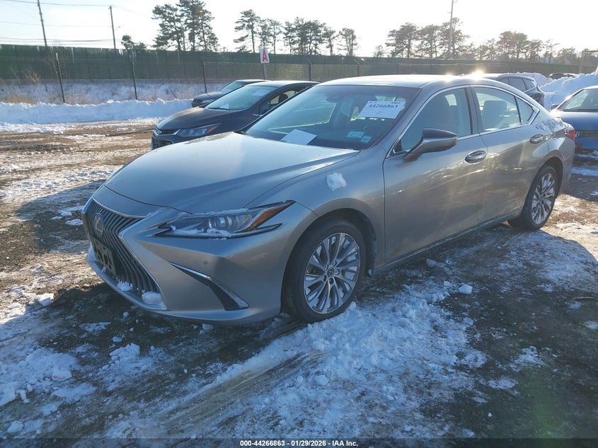 2021 Lexus Es 300H