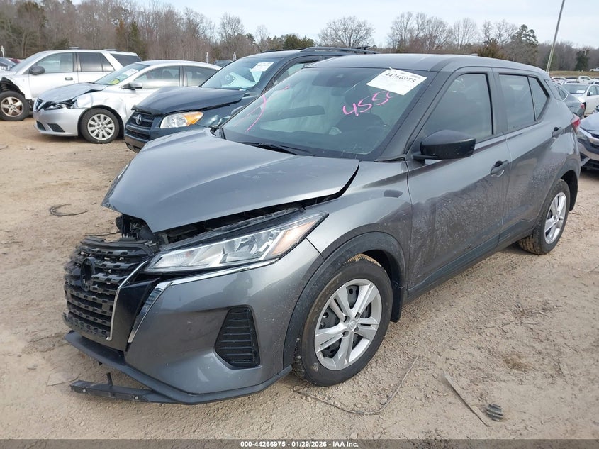 2024 Nissan Kicks S Xtronic Cvt