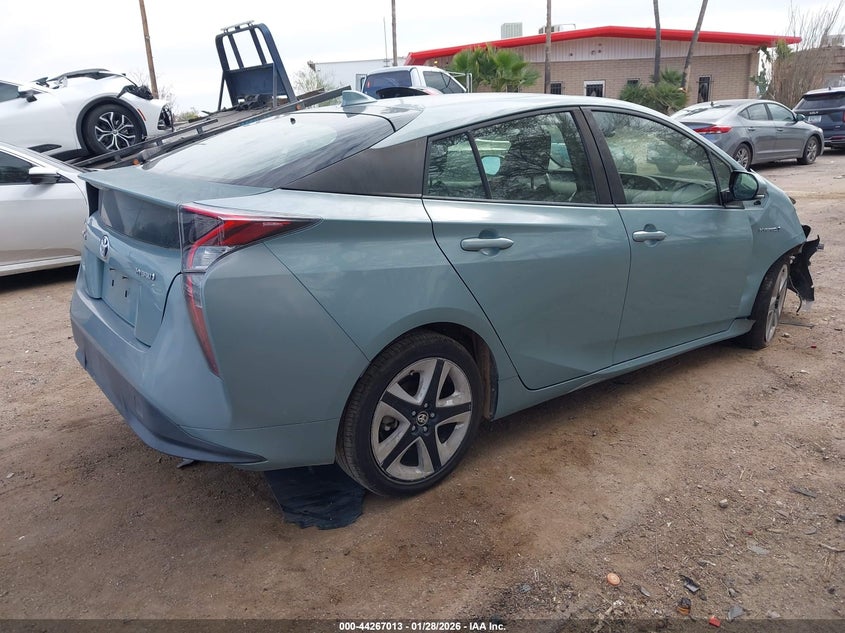 2016 Toyota Prius Three Touring