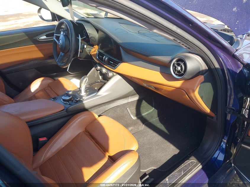 2018 Alfa Romeo Giulia Ti Sport Awd