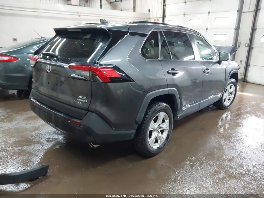 VIN JTMR6RFV4LJ001079 2020 TOYOTA RAV4 HYBRID XLE