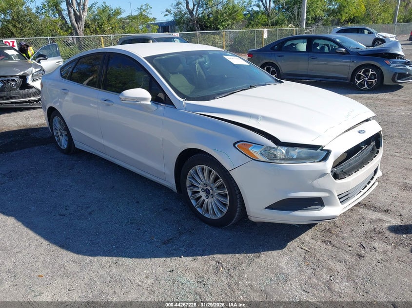 2016 Ford Fusion Hybrid Se