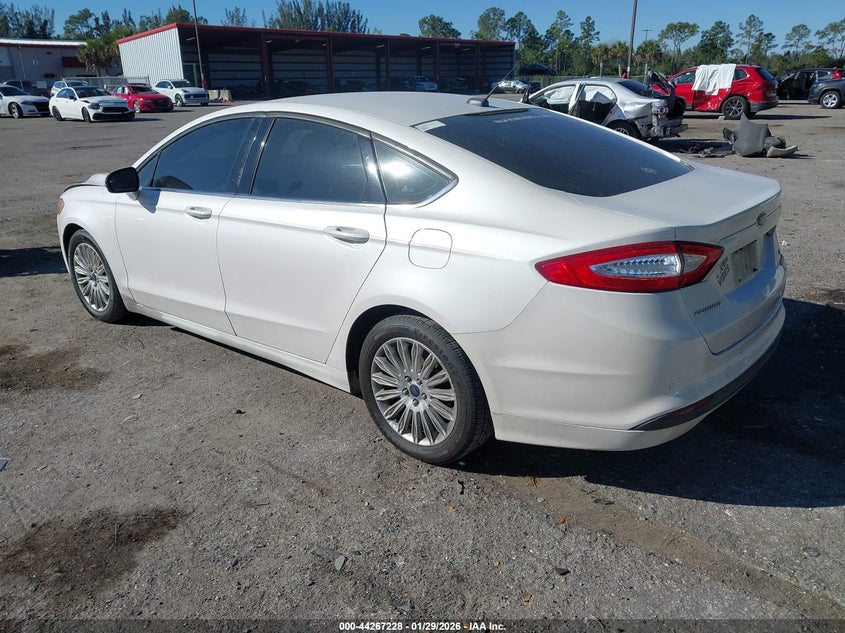 2016 Ford Fusion Hybrid Se