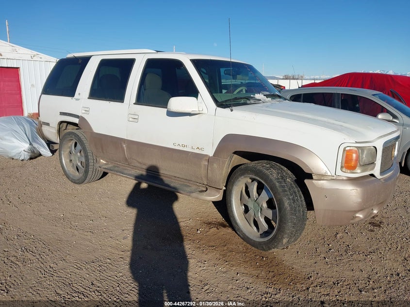 2000 Cadillac Escalade